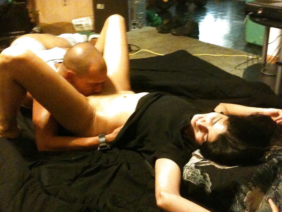 Desi NRI couple outdoor flashing ()