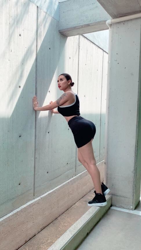 Alejandra Trevino BUENISIMA