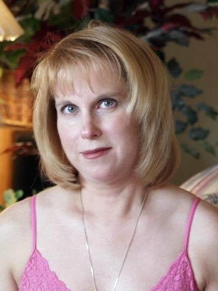 MILF In pink bikini