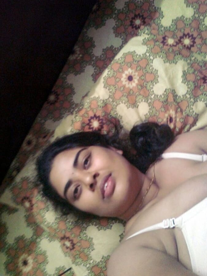 Andhra Telugu Indian Desi Wife , MILF