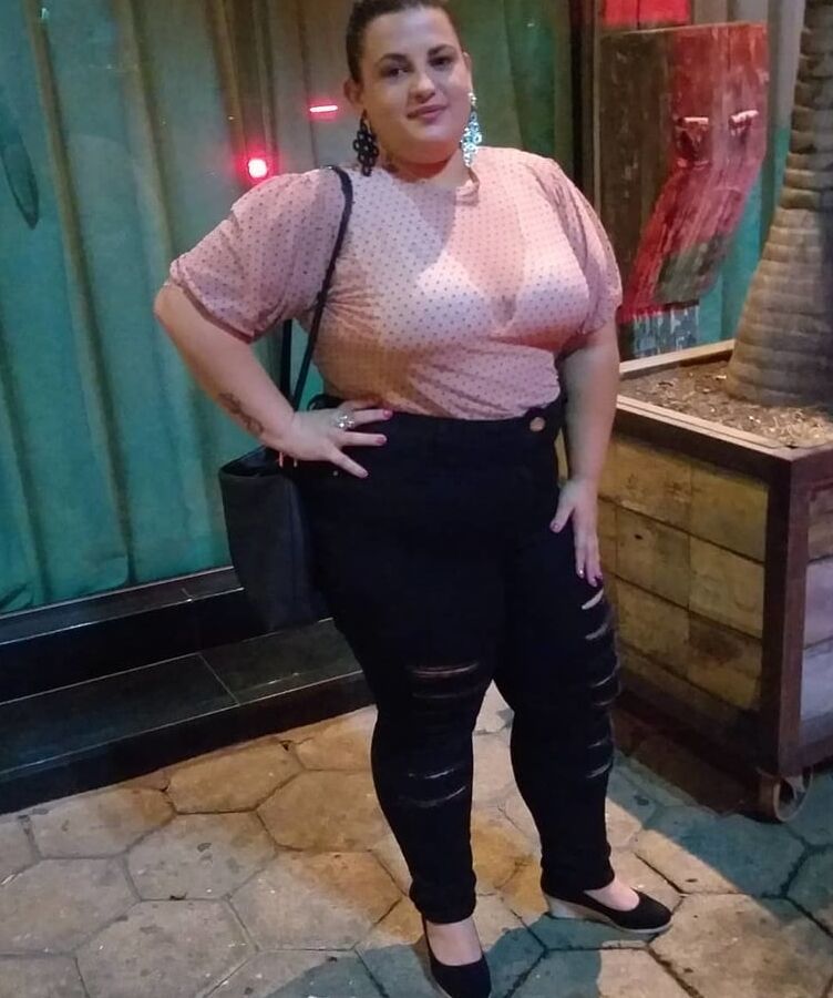 Mature for comments and cum