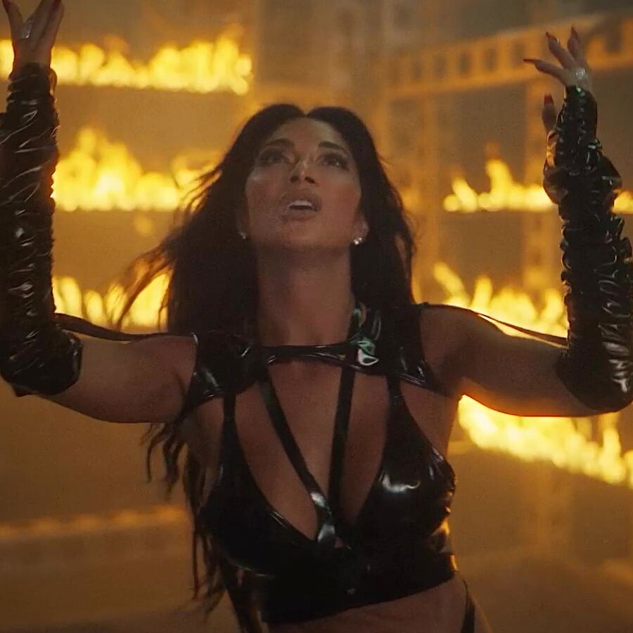 Nicole Scherzinger PCD &;React&; ()