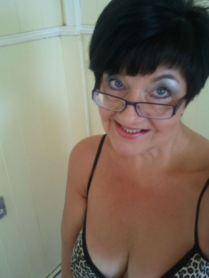Sexy Mature selfie