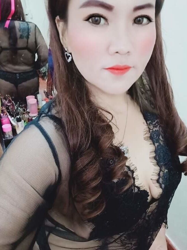 Sexy big boobs girl