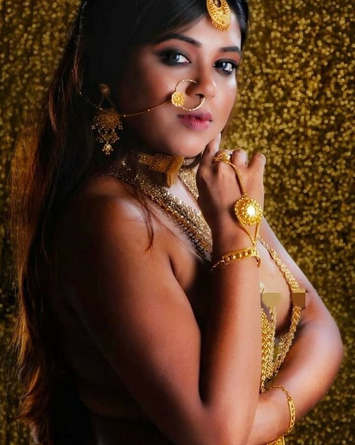 BENGALI MODEL JHILIK