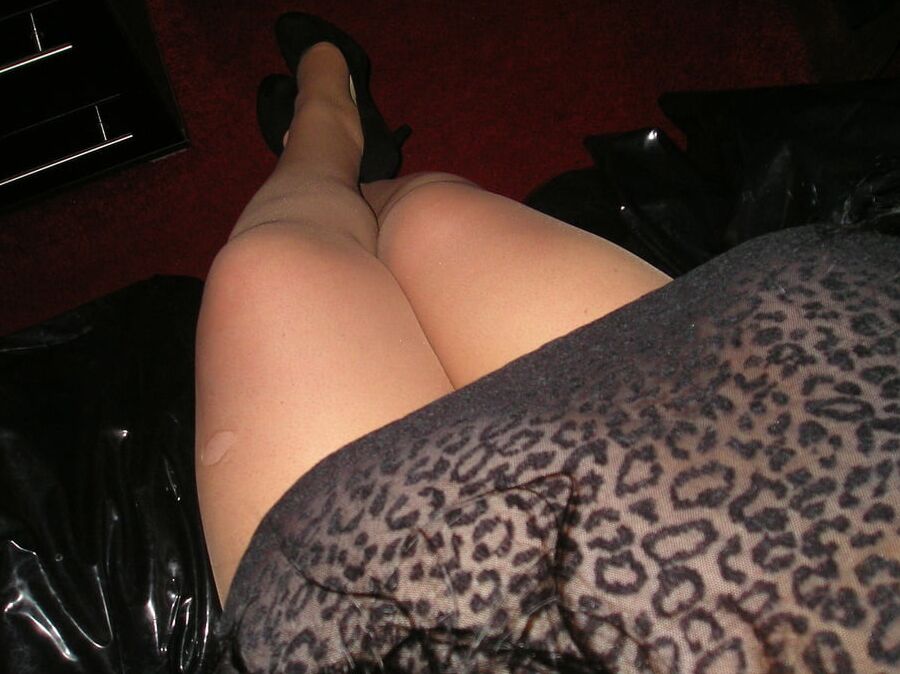 My girlfriend wearing hazelnut tights pantyhose