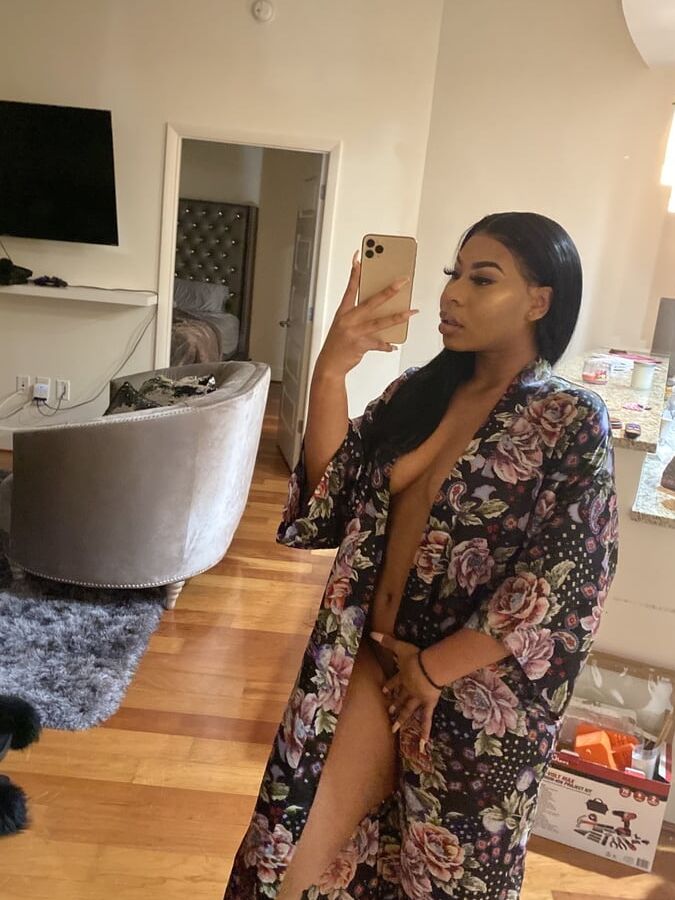 KAT.ANAH TEASE