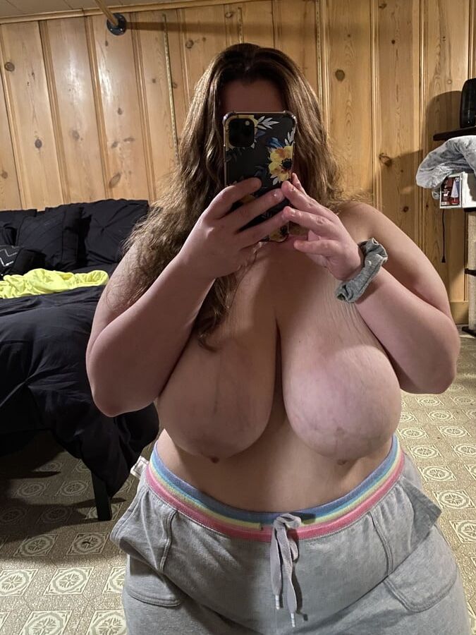 Beautiful Liz with amazing tits