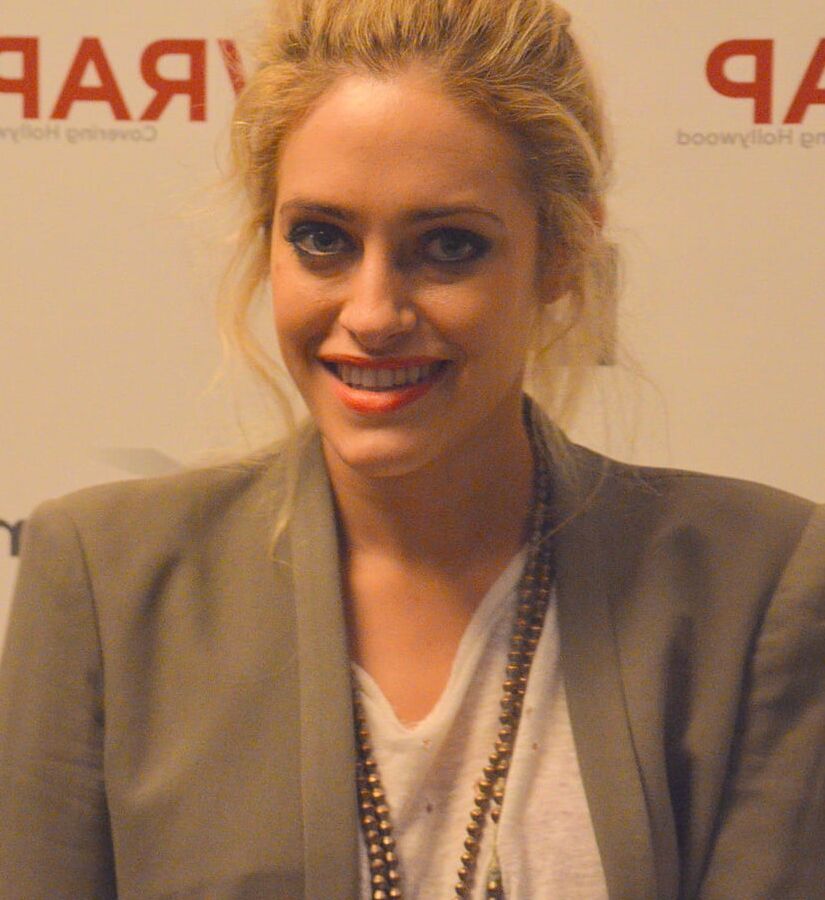 Carly Chaikin