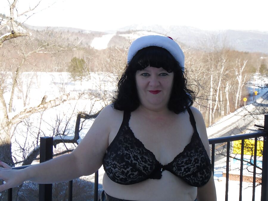 .. Mrs Funtimes showing off