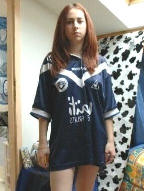 Sexy young Brunette ied love to fuck