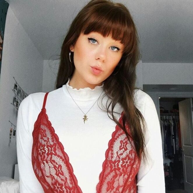Cute Actress Whore DeVore Ledridge