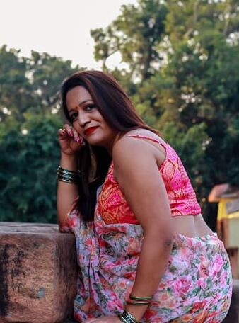 Desi indian mature saree