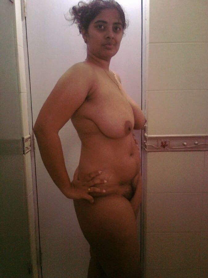 Andhra Telugu Indian Desi Wife , MILF