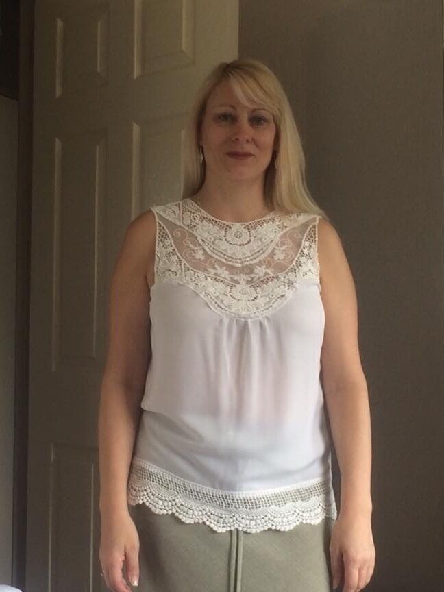 LOVELY BLONDE MILF
