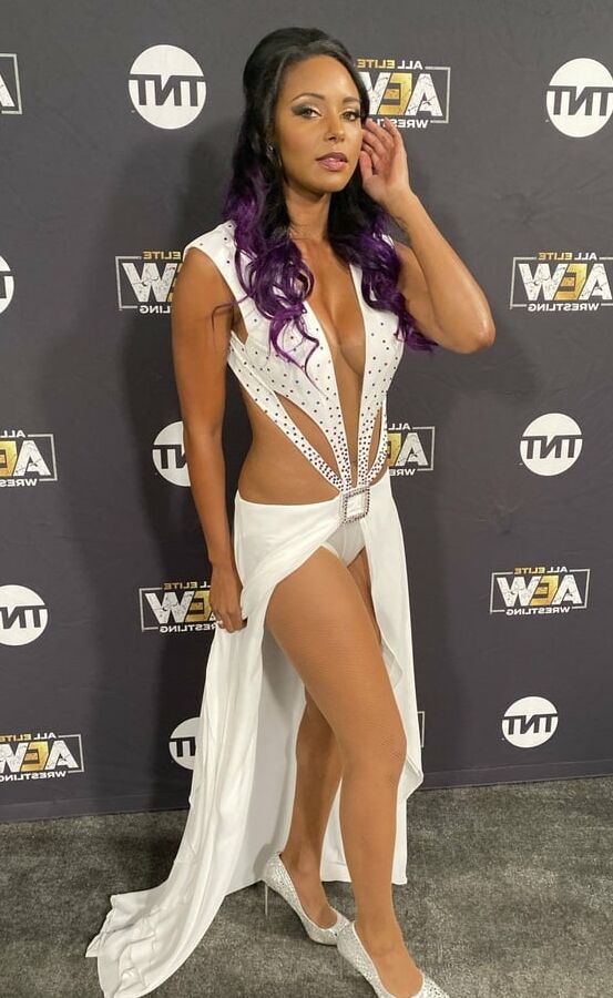 Brandi Rhodes AEW