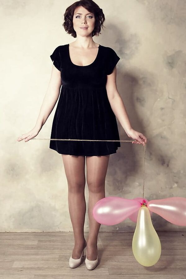 Russian Wife in Pantyhose