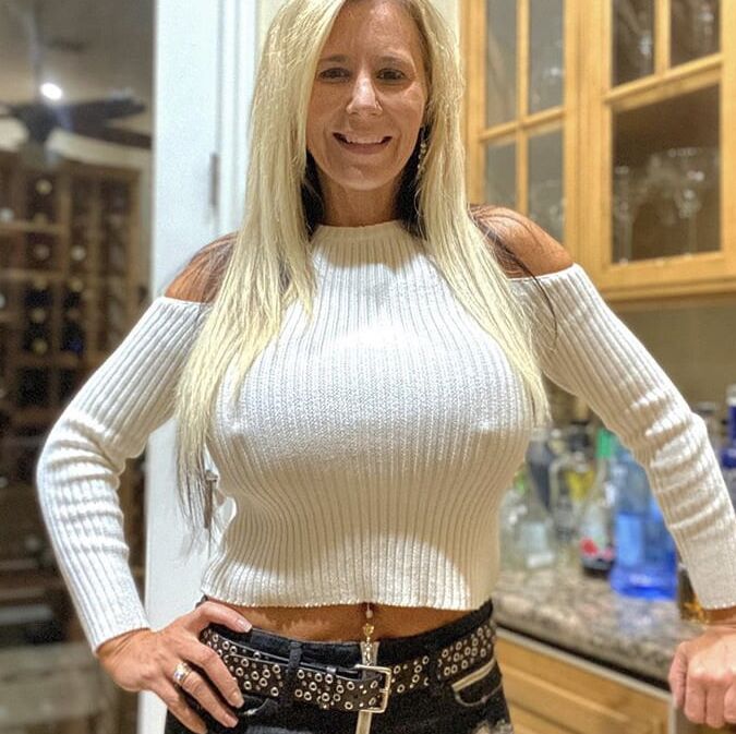 Braless babes