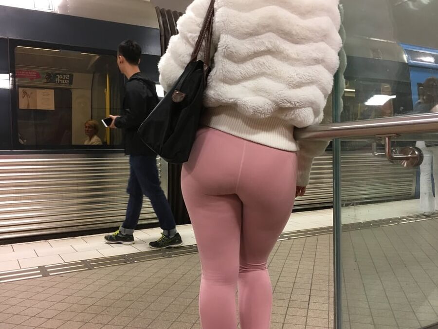 Mix ass creeps