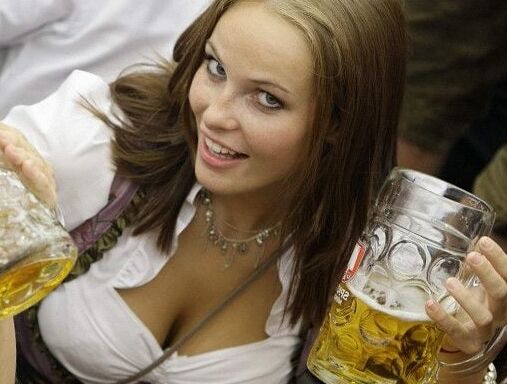 Hot girls from the Oktoberfest