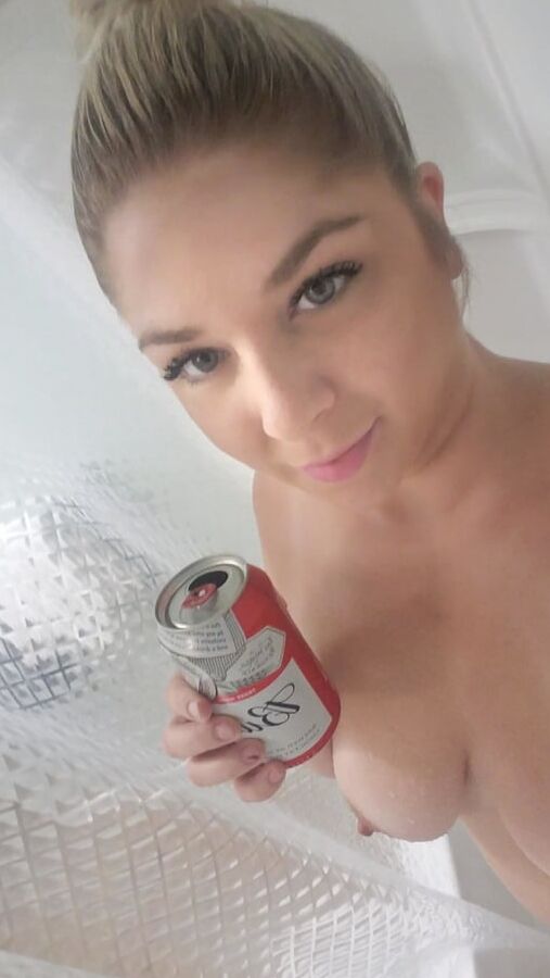 Sexy Curvy MILF Jenny Has Huge DDD Titties And Hairy Cunt