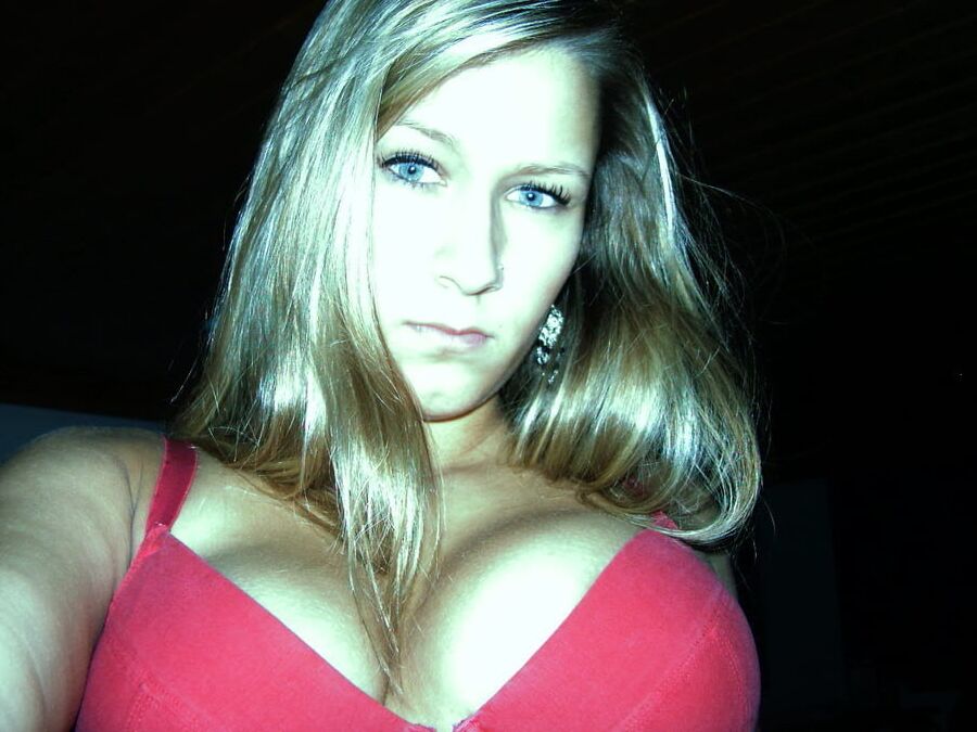 hot blonde german lez Tanja