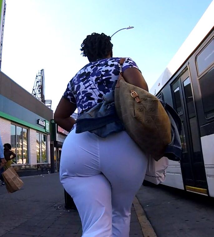 OMG!!! Epic Asses Only!
