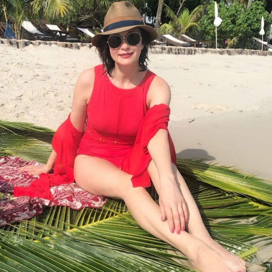 Sexy Russian Actress Olga Kabo