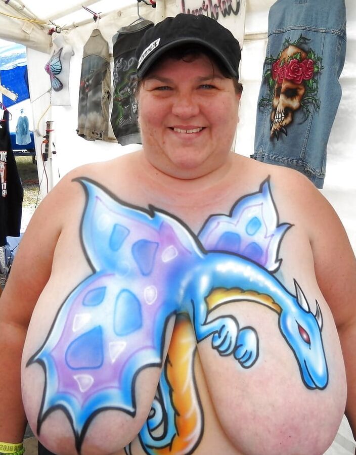 Big Ol&; Floppy Titties