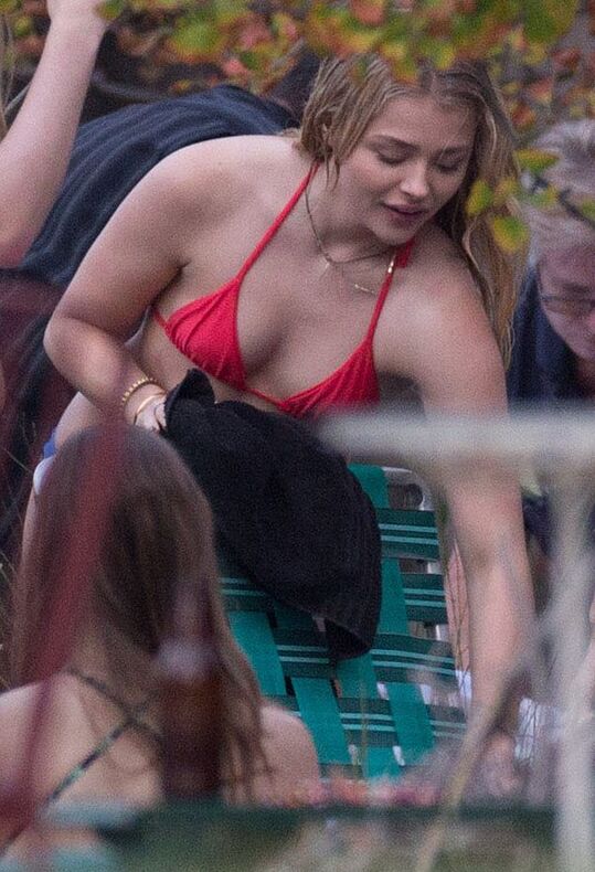 Manipulation Chloe Grace Moretz