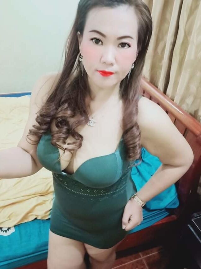 Gadis tetek besar Thailand