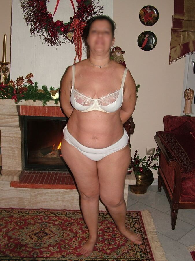 mature curvy and bbw in lingerie
