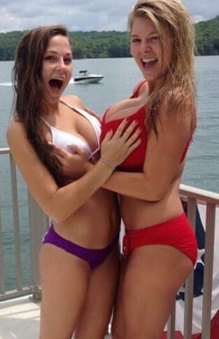 Big vs small tits