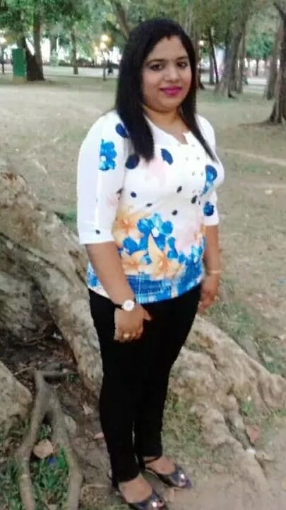 Tamil hot stylish auntys