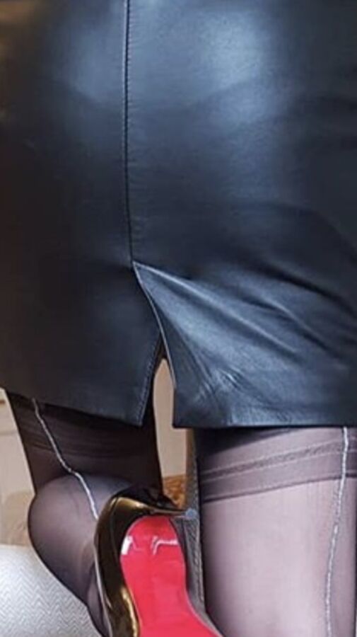 My new silver seamed stockings and black leather skirt