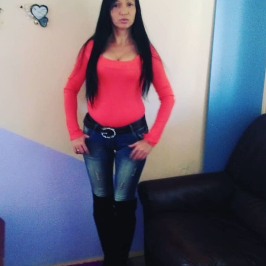 Serbian hot beautiful milf big natural tits Slavica Rankovic