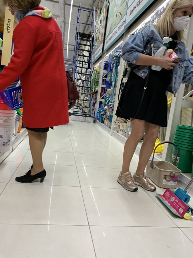Upskirt old milf mature
