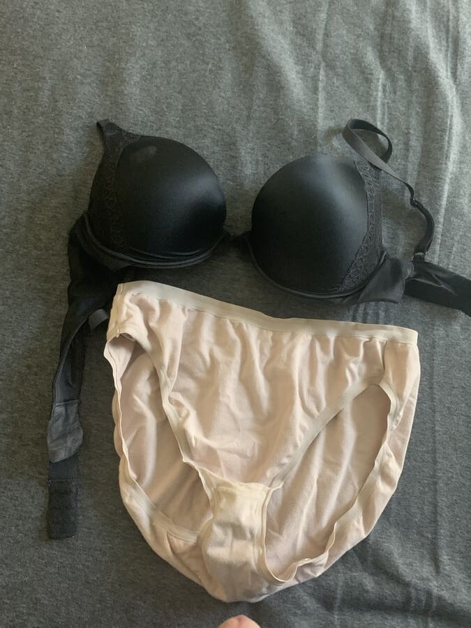 MIL Panties &amp; Bra