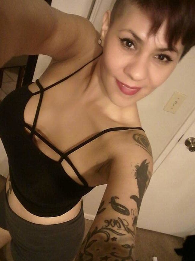 BANGING BUSTY SEXY MILF