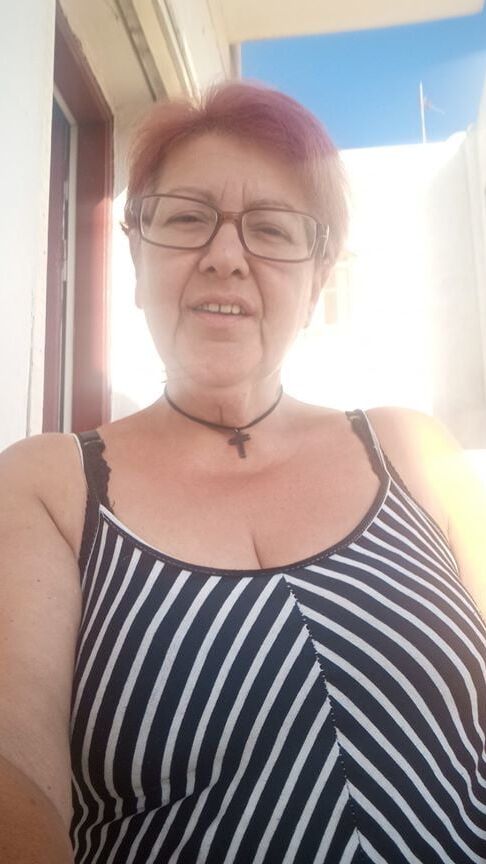 Greek MILF from Social Media : Efterpi