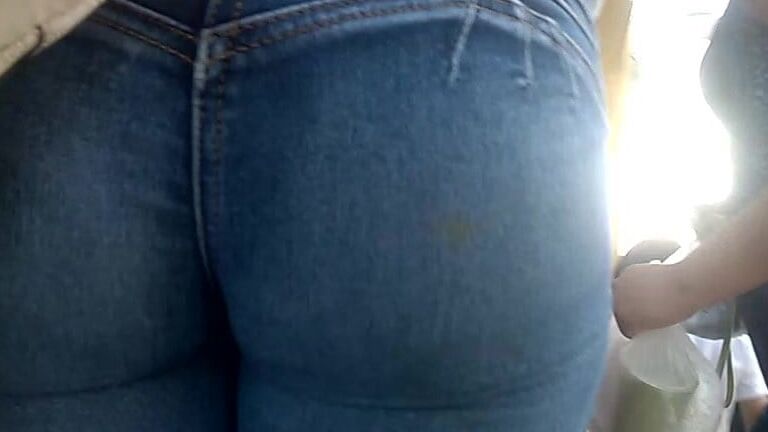COME CULO MOM NALGONA VERDULERIA