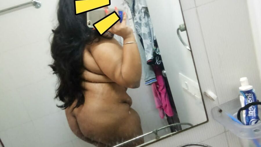 Thick Indian chick