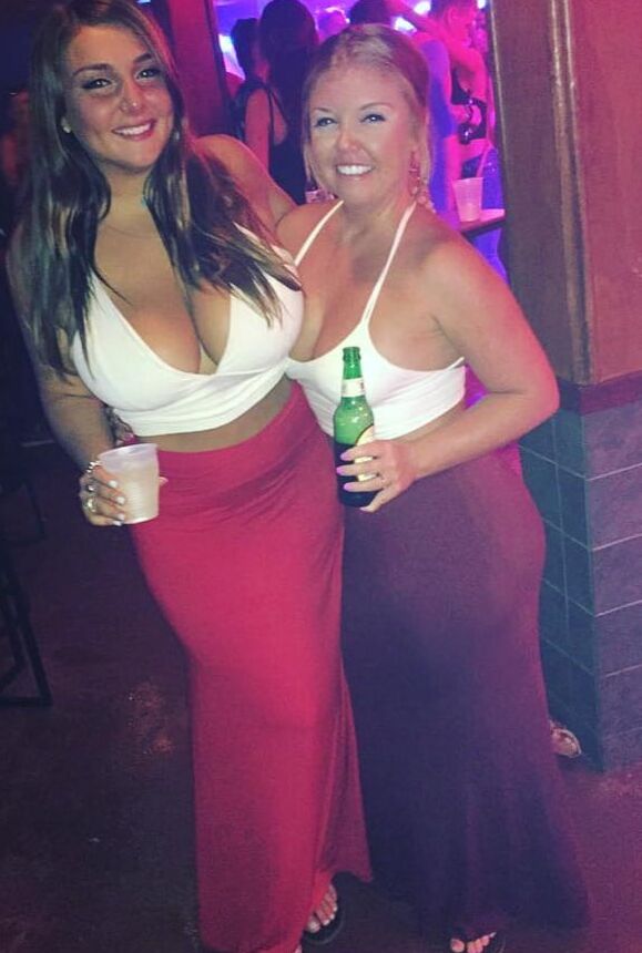 Big vs small tits