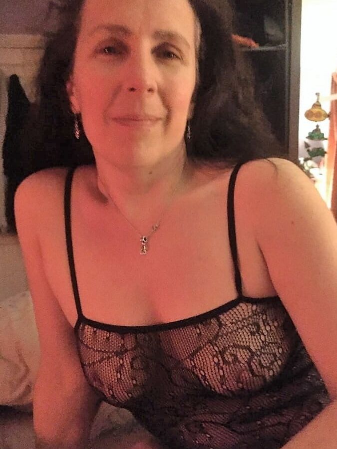Rochelle from London