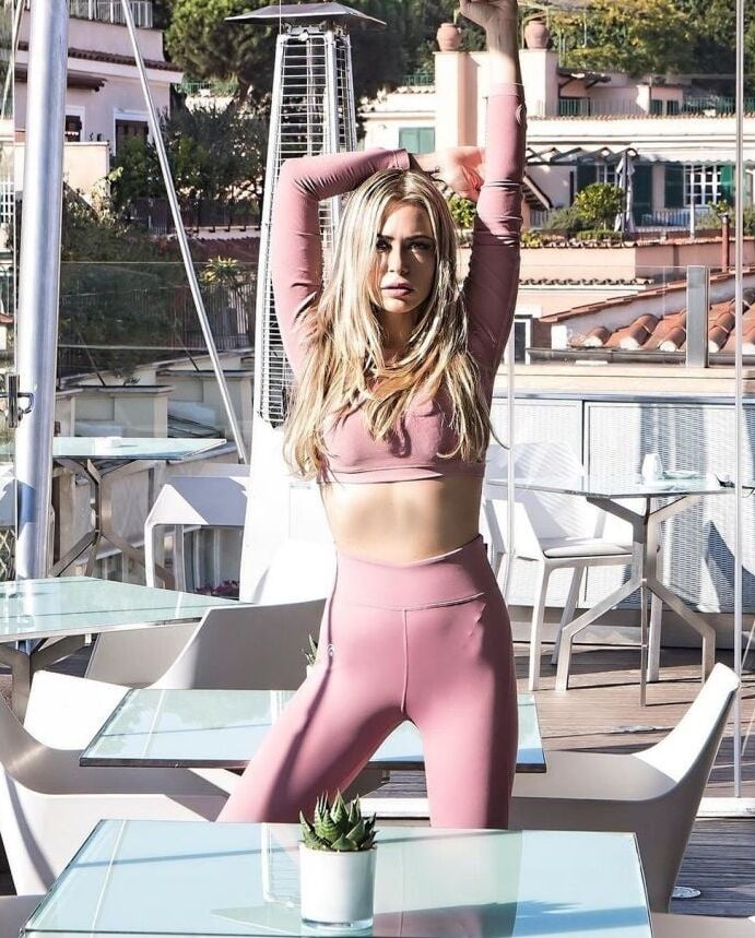 Martina Stella