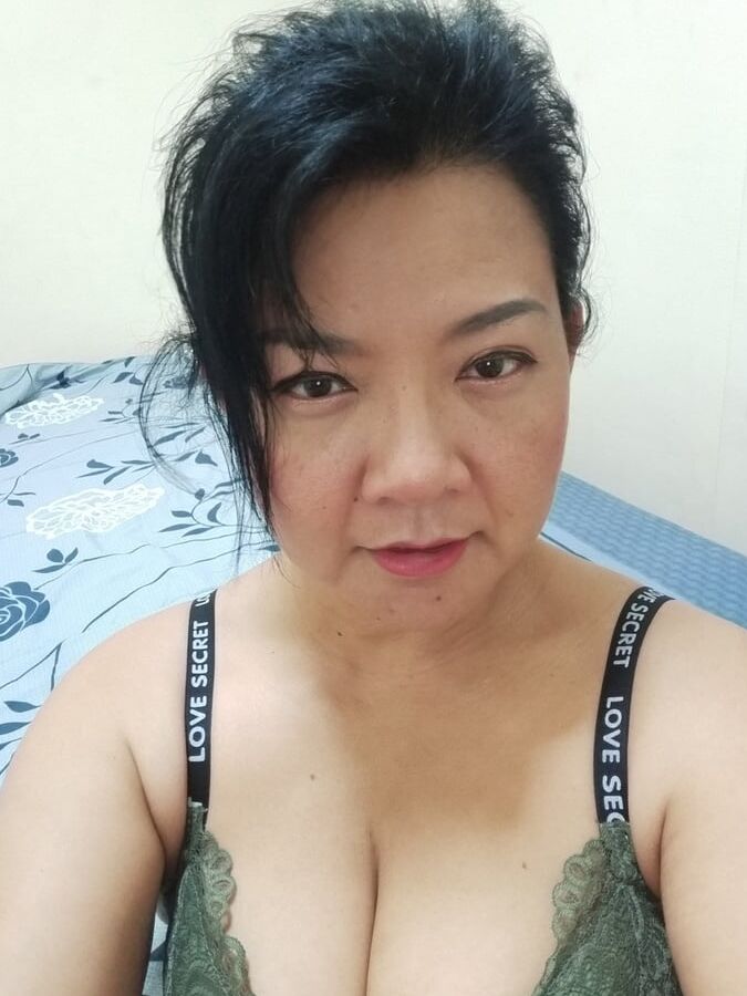 Her name is Nam Thai girl.