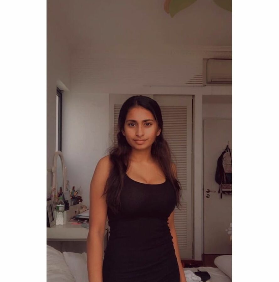 Looking for nudes....willing to trade