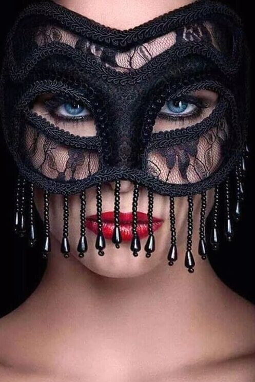Le Masquerade ... (VM)