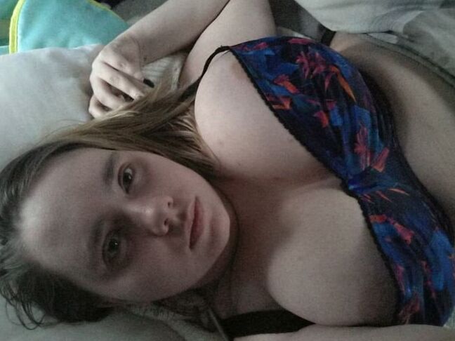 Dumb Big Boob Fat Pig Michelle Bird wants to be Exposed