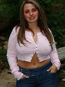 Voluptuous girls, Hot, sexy, busty, curvy